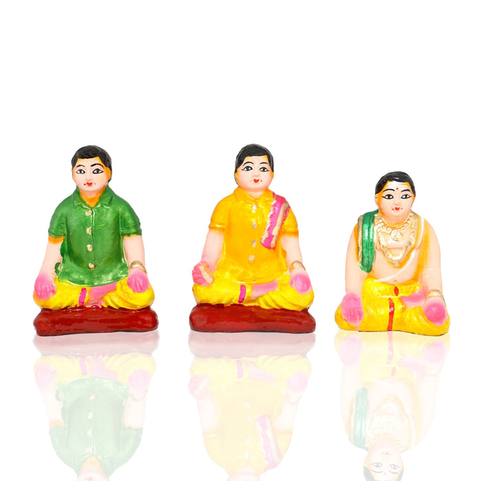 Engagement Clay Golu Bommai Set - 7.5 X 6 Inches | Navratri Gombe/ Giri Golu Doll For Navaratri Decor