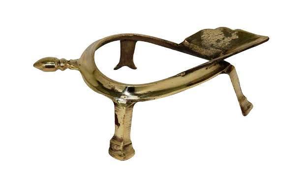 Brass Shankh Stand | Shankh Rakhne ka Stand/ Sangu Holder for Pooja/ 100 Gms Approx