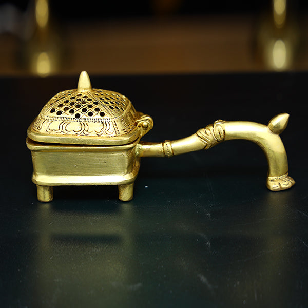 Brass Dhoopkal Leg With Handle | Antique Finish Sambrani Stand for Home/ Dhoop Dhani/ 520 Grams