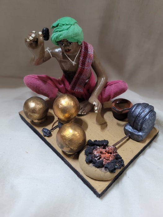 Lohar (Blacksmith) Seller