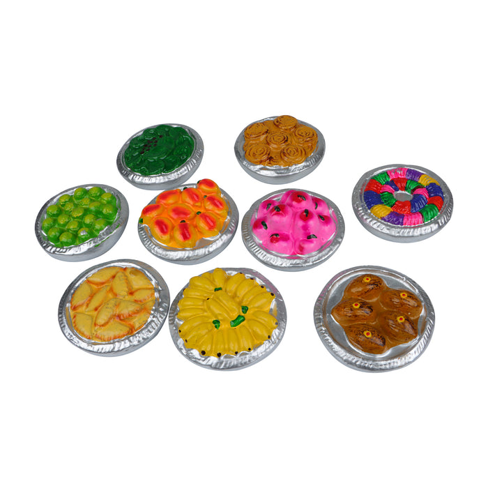 Valaikappu Clay Golu Bommai Set - 8 x 4 Inches | 17 Pcs/ Giri Golu Doll/ Navaratri Golu Bomma/ Gombe