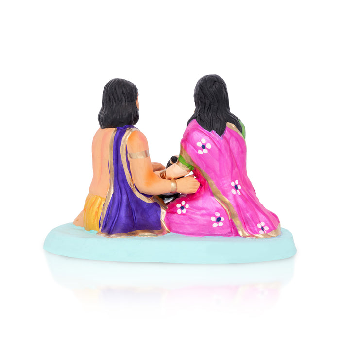 Krishna Murti With Vasudev Devaki Clay Golu Bommai- 7 X 9.5 Inches | Giri Golu Doll/Navaratri Golu Bommai/Gombe